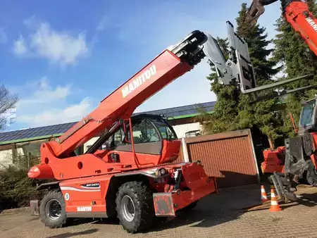 Teleskoplæsser (rotor) 2019  Manitou MRT 2470+ Privilege AC Klima (1)