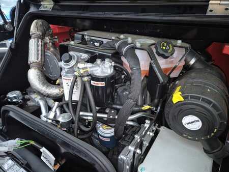 Geländestapler  Manitou MC 25-4 ST5B S1 (7)