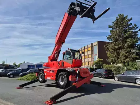 Empilhador telescópico giratório  2018  Manitou MRT 2470+ Privilege (10)