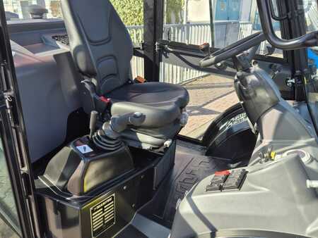 Terrængående truck 2024  Manitou MC 30-4 ST5 (7)