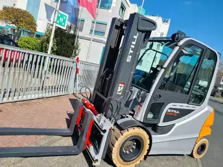 Elektro 4 Rad 2023  Still RX 60-50 Triplex 4700 (4)