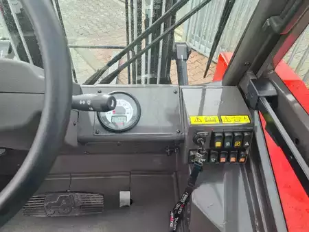 Carretilla todoterreno 2018  Manitou M 30.4 3F550 S4 (8)