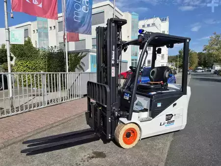 Eléctrica de 3 ruedas 2026  Bobcat B 20 NT (1)