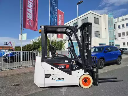 Eléctrica de 3 ruedas 2026  Bobcat B 20 NT (5)