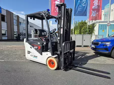Eléctrica de 3 ruedas 2026  Bobcat B 20 NT (6)