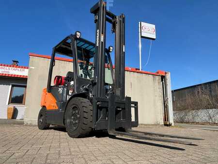 Treibgasstapler 2022 Doosan G30E-7 (2)