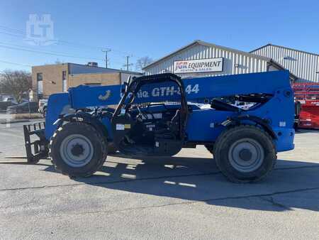 Telescopic forklift rigid 2015  Genie GTH844 (2)