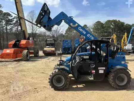 Telehandler Fixed 2020  Genie GTH5519 (2)