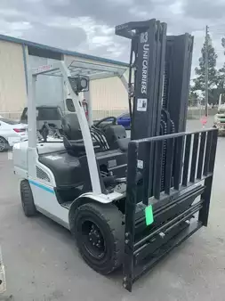 Montacargas GLP 2019  Unicarriers PF70LP (1)