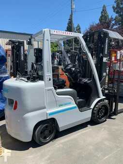 Propane Forklifts 2017  Unicarriers CF80 (2)
