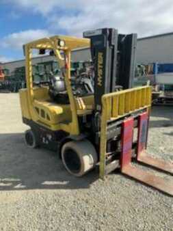 Propane Forklifts 2015  Hyster S100FTBCS (1)