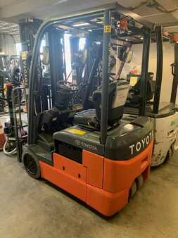 3 Wheels Electric 2016  Toyota 8FBES15U (2)
