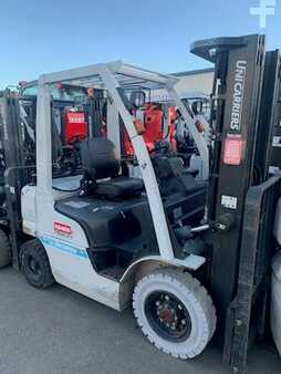 Propane Forklifts 2014  Unicarriers PF40 (1)