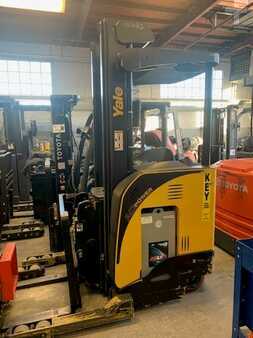 Horizontal order picker 2014  Yale NDR030DBNM24TE01 (1)