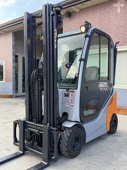 Empilhador diesel 2017  Still RX 70-16 (1)