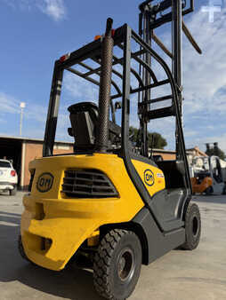 Dieselstapler 2014  OM XD 15 (3)