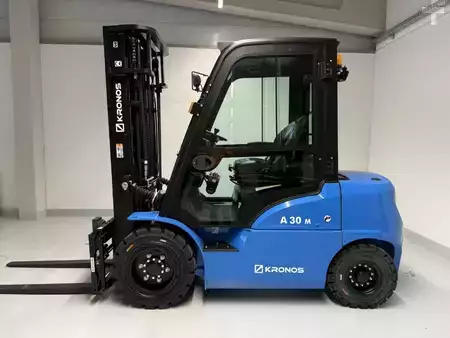Sähkö - 4 pyör 2025  Kronos ES4A-M Pro 30 (1)