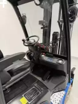 Chariots électriques à 3 roues 2024  Kronos ES3 Pro 15 (5)