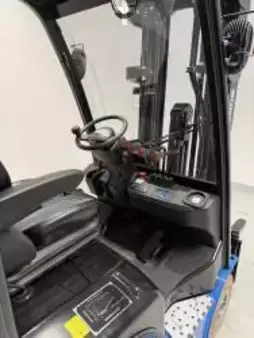 Chariots électriques à 3 roues 2024  Kronos ES3 Pro 15 (6)