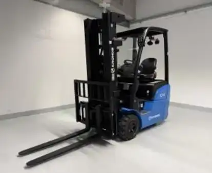 Chariots électriques à 3 roues 2024  Kronos ES3 Pro 15 (1)