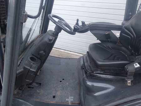 Dieselový VZV 2005  Linde H30D (7)