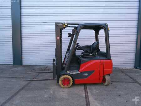 Elektro čtyřkolový VZV 2015  Linde E20PM-02 (2)