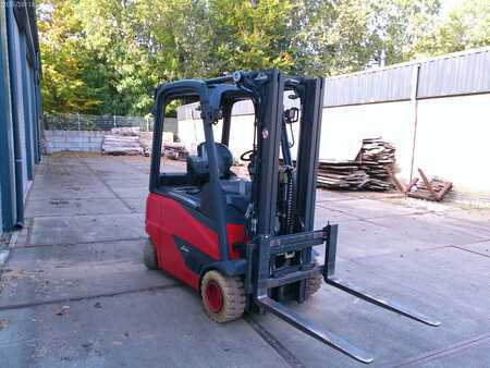 Elektro čtyřkolový VZV 2015  Linde E20PM-02 (3)