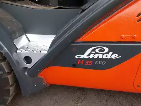 Dieselový VZV 2019  Linde H35-D EVO (6)