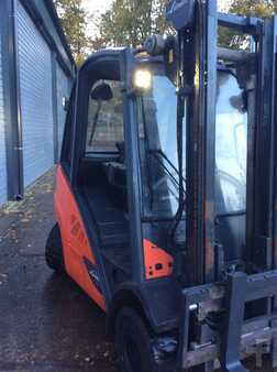 Chariots élévateurs diesel 2014  Linde H20-D EVO (6)