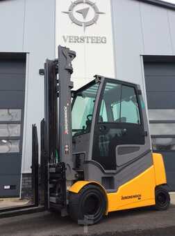 El truck - 4 hjulet 2019  Jungheinrich EFG S30s (1)