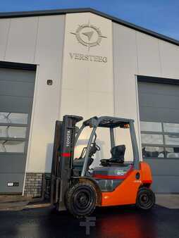 Carrelli elevatori diesel 2018  Toyota 6FD20 (1)