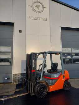 Carrelli elevatori diesel 2018  Toyota 6FD20 (2)