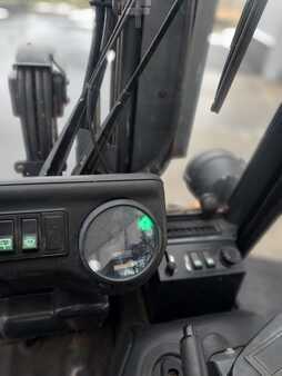 Elektryczne 4-kołowe 2004  Linde E16 (9)