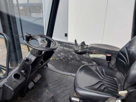 Carrelli elevatori diesel 2012  Linde H25D (9)