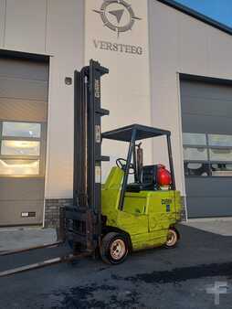 LPG heftrucks - Clark 1.5T (3)