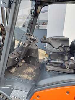 Dieselový VZV 2016  Linde H16D-01 (10)