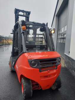 Dízel targoncák 2006  Linde H35D (9)