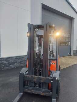 Diesel gaffeltruck 2006  Linde H30D (8)