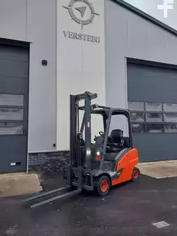 Diesel heftrucks 2015  Linde H20D-01 (1)