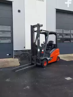 Diesel heftrucks 2015  Linde H20D-01 (3)