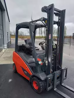 Diesel heftrucks 2015  Linde H20D-01 (5)