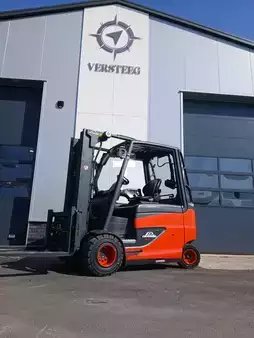 Electric - 4 wheels 2011  Linde E35 (1)