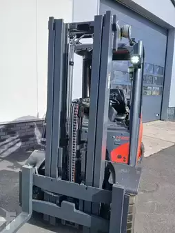 Wózki widłowe diesel 2019  Linde H25-D (10)