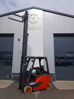 Electric - 4 wheels 2015  Linde E20PH-02 (5)