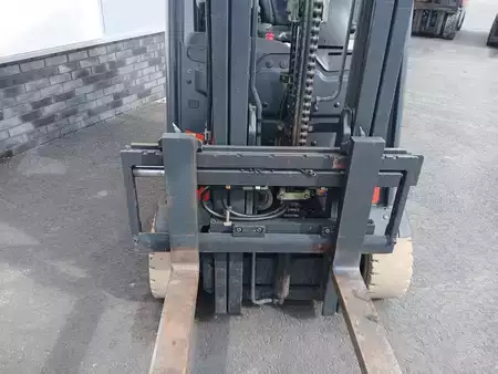 Electric - 4 wheels 2015  Linde E20PH-02 (9)