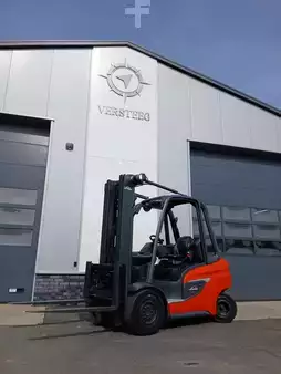 Diesel Forklifts 2020  Linde H30D-01 (1)