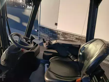 Eléctrica de 4 ruedas 2018  Linde E16C-02  EVO. (10)