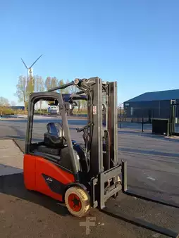 Eléctrica de 4 ruedas 2018  Linde E16C-02  EVO. (7)