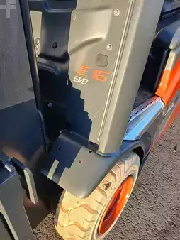 Eléctrica de 4 ruedas 2018  Linde E16C-02  EVO. (8)