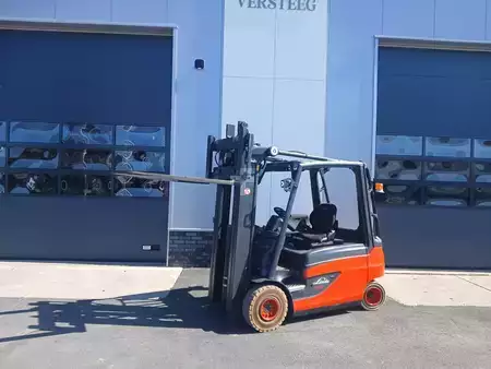 El truck - 4 hjulet 2014  Linde E30L-01 (2)